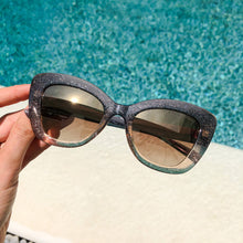 Load image into Gallery viewer, Magnolia Sunglasses: Brown
